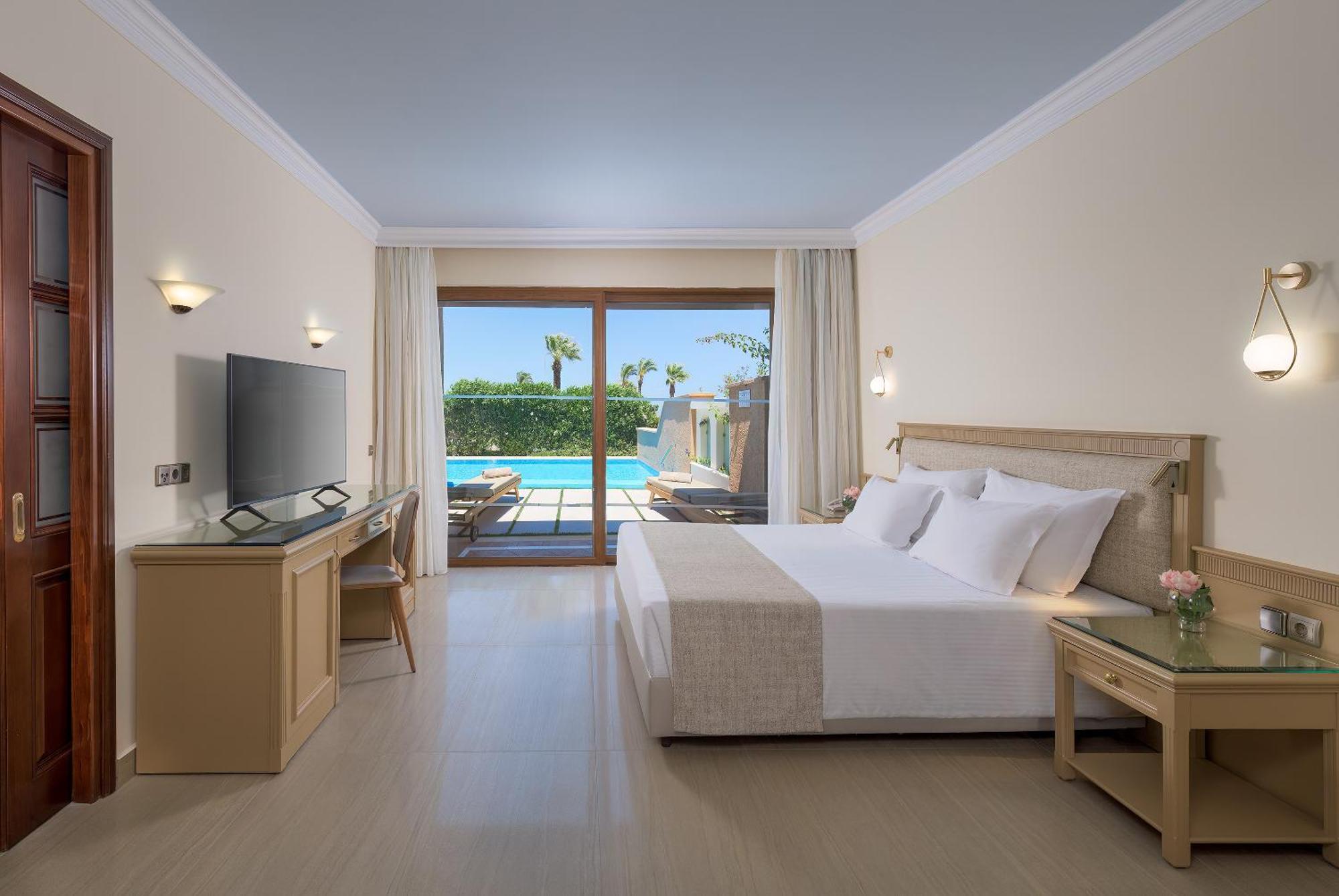 Superior Villa Personal Pool 2
